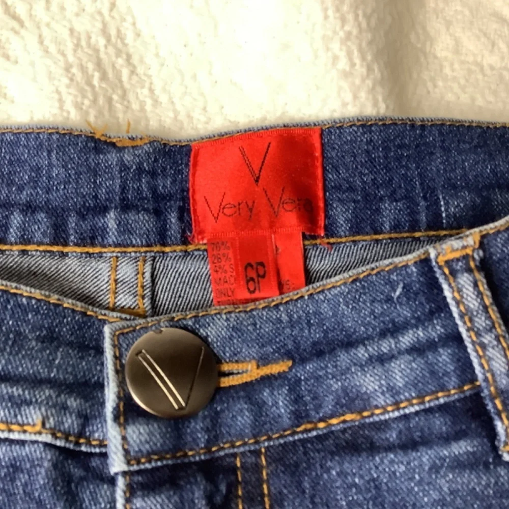 EUC Very Vera jeans sequins bling sz. 6P - Picture 3 of 11